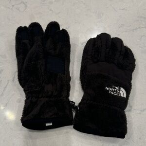 The North Face Plush Chocolate Gloves